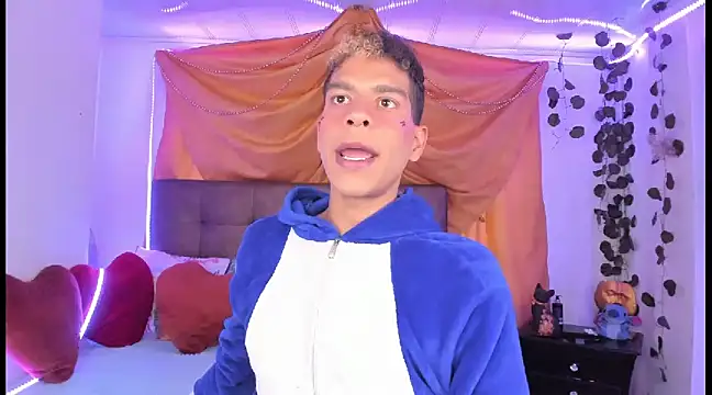 Ethan Boyy online show from 03-17-25, 10:17