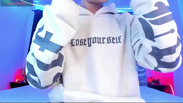 Ethan Boyy online show from 04-17-26, 09:40