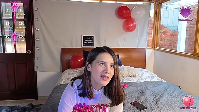 SexLaura  online show from 01-25-25, 05:51