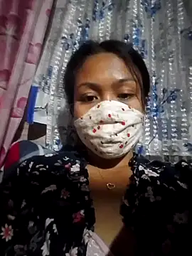 Snapshot of Sexy_Eva143 chatting on 02-19-25, 11:17 Sexy Eva143 online show from 02-19-25, 11:17