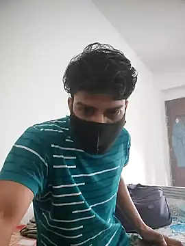 Snapshot of NikaYeptho chatting on 10-17-25, 07:55 NikaYeptho online show from 10-17-25, 07:55