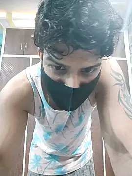 Snapshot of NikaYeptho chatting on 10-23-25, 06:17 NikaYeptho online show from 10-23-25, 06:17