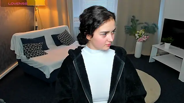 Snapshot of AmeliaLoveee chatting on 01-15-25, 12:58 AmeliaLoveee online show from 01-15-25, 12:58