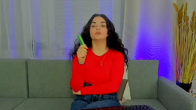 Snapshot of AmeliaLoveee chatting on 01-17-25, 05:51 AmeliaLoveee online show from 01-17-25, 05:51