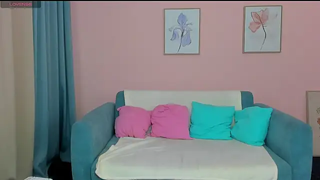 Snapshot of AmeliaLoveee chatting on 01-25-25, 02:25 AmeliaLoveee online show from 01-25-25, 02:25