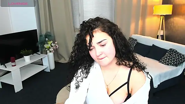 Snapshot of AmeliaLoveee chatting on 01-27-25, 04:20 AmeliaLoveee online show from 01-27-25, 04:20