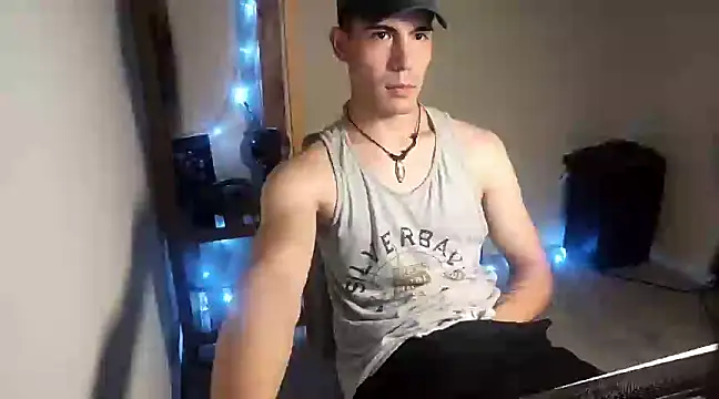 Luis esqq online show from 01-14-25, 05:40