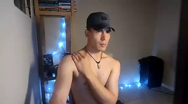 Luis esqq online show from 01-14-25, 08:41