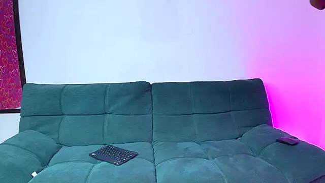 Snapshot of Sky_dirty chatting on 03-14-25, 03:47 Sky dirty online show from 03-14-25, 03:47