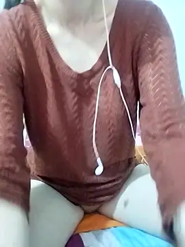 Snapshot of Sophy666 chatting on 02-26-25, 07:49 Sophy666 online show from 02-26-25, 07:49