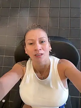 AtheneaRusell online show from 10-21-25, 05:02