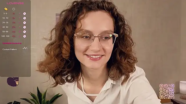 Leya Curly online show from 09-23-25, 03:59