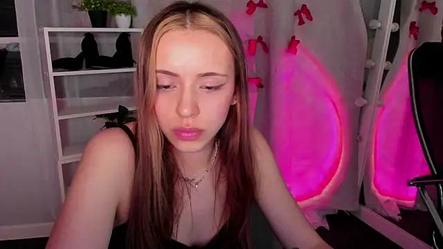 Sahara Shields online show from 02-25-25, 04:31