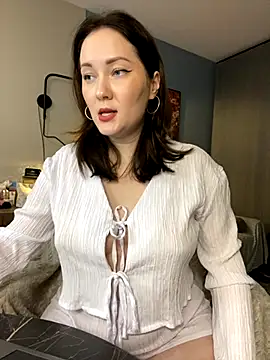 Kiss My Body online show from 11-24-25, 05:12