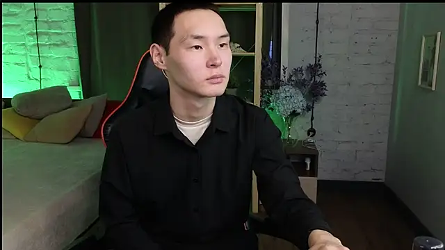 Snapshot of M_Jasper chatting on 01-15-25, 12:47 M Jasper online show from 01-15-25, 12:47