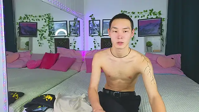 Snapshot of M_Jasper chatting on 01-17-25, 02:28 M Jasper online show from 01-17-25, 02:28