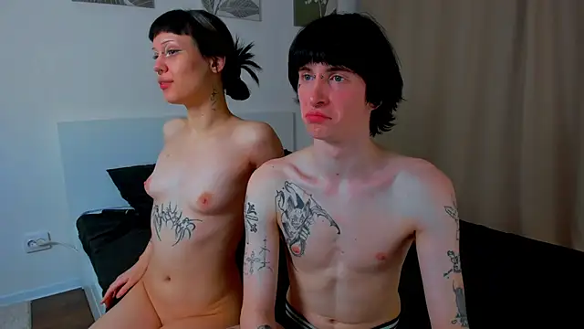 Snapshot of LadyTrep chatting on 03-23-25, 03:21 LadyTrep online show from 03-23-25, 03:21