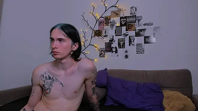 Snapshot of LadyTrep chatting on 09-27-25, 08:58 LadyTrep online show from 09-27-25, 08:58