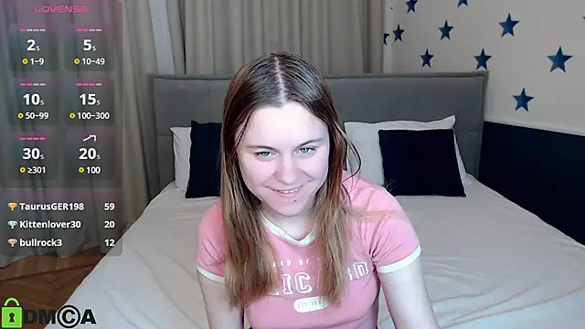 Snapshot of HillEva chatting on 03-06-25, 04:08 HillEva online show from 03-06-25, 04:08