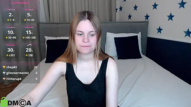 Snapshot of HillEva chatting on 03-06-25, 11:53 HillEva online show from 03-06-25, 11:53