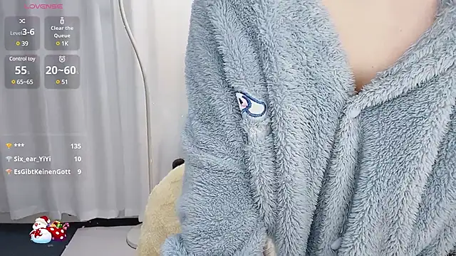 Snapshot of Alano-01 chatting on 01-29-25, 02:32 Alano-01 online show from 01-29-25, 02:32