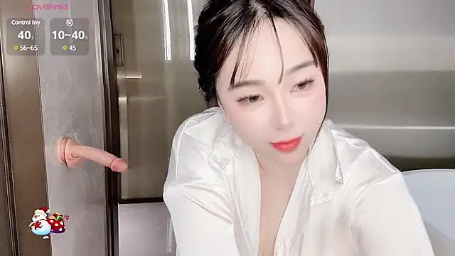 Snapshot of Alano-01 chatting on 02-18-25, 11:00 Alano-01 online show from 02-18-25, 11:00