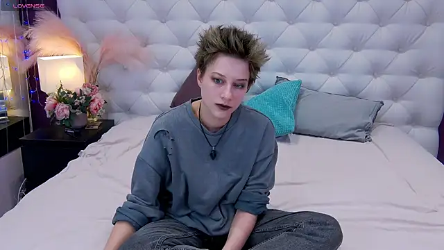 via mayer  online show from 03-11-25, 01:45