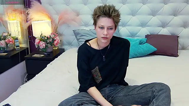 via mayer  online show from 03-11-25, 04:51