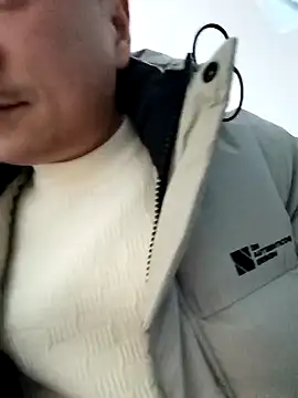 Snapshot of swg176 chatting on 02-02-25, 01:19 swg176 online show from 02-02-25, 01:19