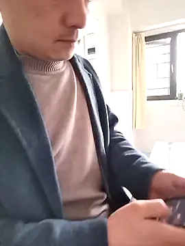 Snapshot of swg176 chatting on 03-11-25, 09:24 swg176 online show from 03-11-25, 09:24