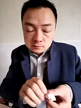 Snapshot of swg176 chatting on 03-15-25, 06:36 swg176 online show from 03-15-25, 06:36