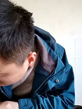 Snapshot of swg176 chatting on 03-19-25, 06:24 swg176 online show from 03-19-25, 06:24