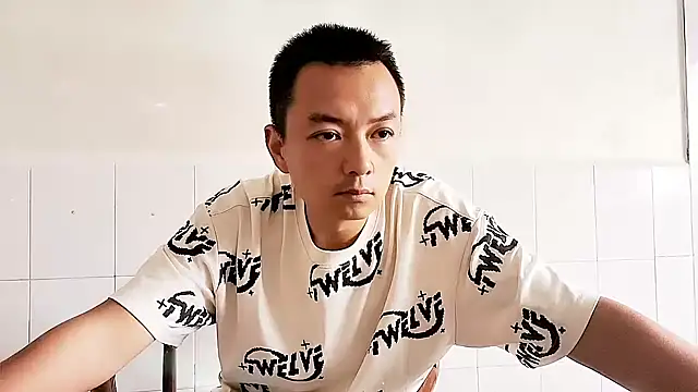 Snapshot of swg176 chatting on 09-11-25, 06:57 swg176 online show from 09-11-25, 06:57