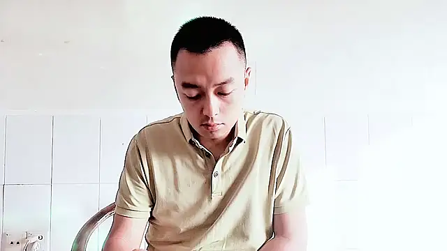 Snapshot of swg176 chatting on 09-14-25, 11:48 swg176 online show from 09-14-25, 11:48