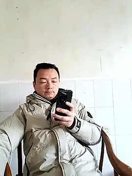 Snapshot of swg176 chatting on 01-12-26, 03:12 swg176 online show from 01-12-26, 03:12