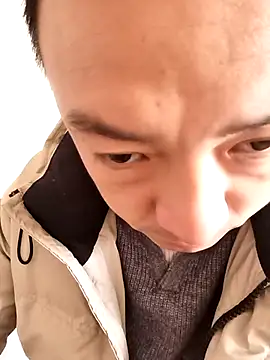 Snapshot of swg176 chatting on 02-13-26, 01:12 swg176 online show from 02-13-26, 01:12