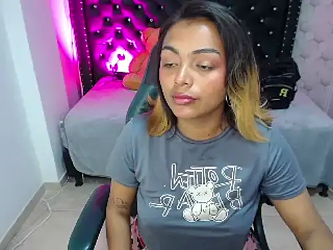 madelein m online show from 02-07-25, 07:06