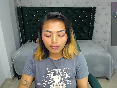 madelein m online show from 02-11-25, 07:27