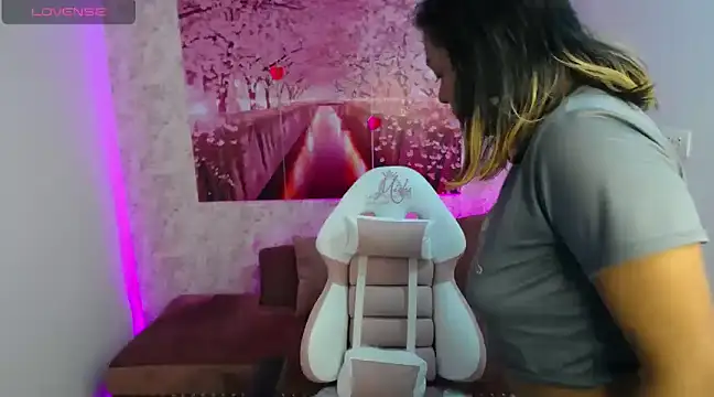 madelein m online show from 03-12-25, 12:47