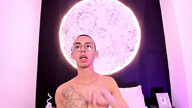 EthaanCox online show from 03-01-25, 02:15