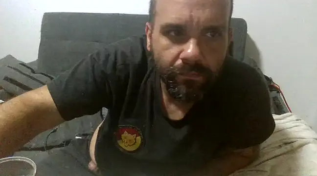 Snapshot of Chubi6669 chatting on 01-21-25, 09:03 Chubi6669 online show from 01-21-25, 09:03