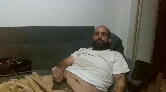 Snapshot of Chubi6669 chatting on 01-29-25, 09:23 Chubi6669 online show from 01-29-25, 09:23