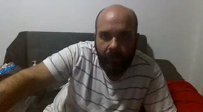 Snapshot of Chubi6669 chatting on 03-22-25, 07:20 Chubi6669 online show from 03-22-25, 07:20