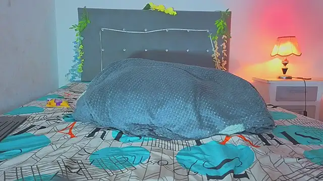 NoaBrowm online show from 11-29-25, 09:40