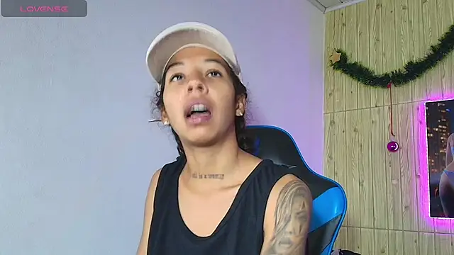 Miss sparkle00 online show from 01-06-26, 08:12