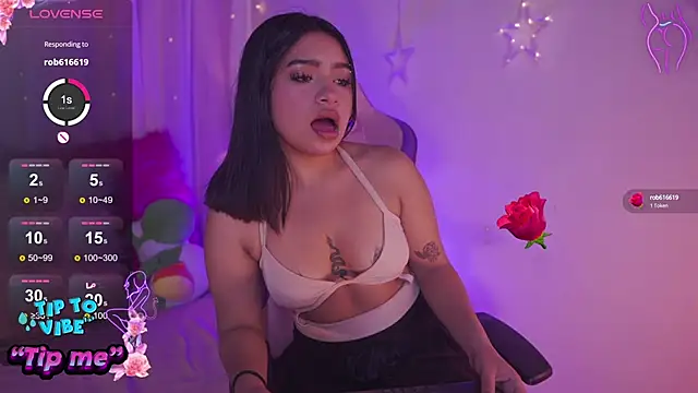 Snapshot of emma_soffia_ chatting on 02-01-25, 07:13 emma soffia  online show from 02-01-25, 07:13