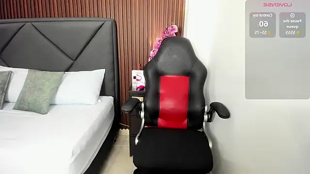 emmily taylor  online show from 03-22-25, 07:09