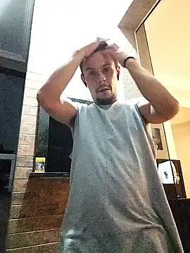 Santanacumxplod online show from 10-04-25, 02:09