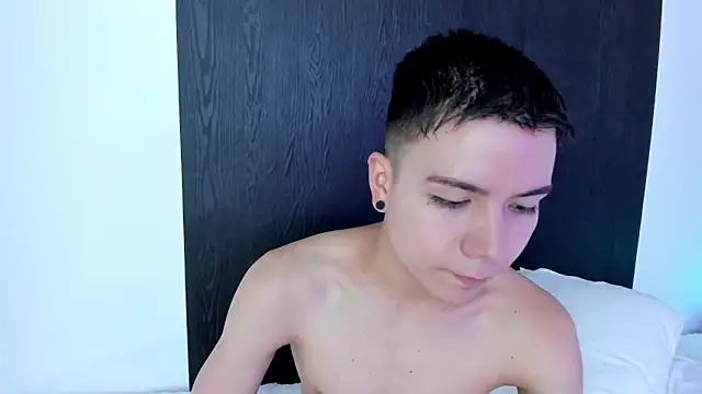 alanblack1 online show from 01-28-25, 06:28