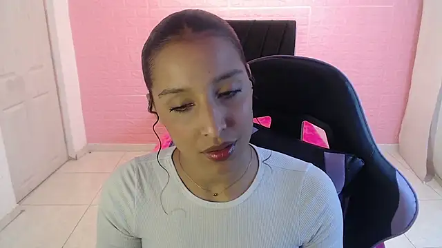 DULCE1609 online show from 04-21-26, 08:12